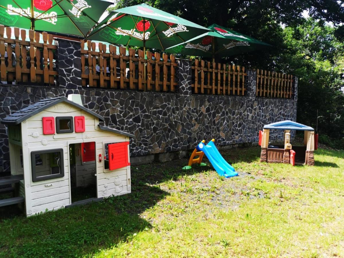 Forrest Hotel Chomutov Exterior photo